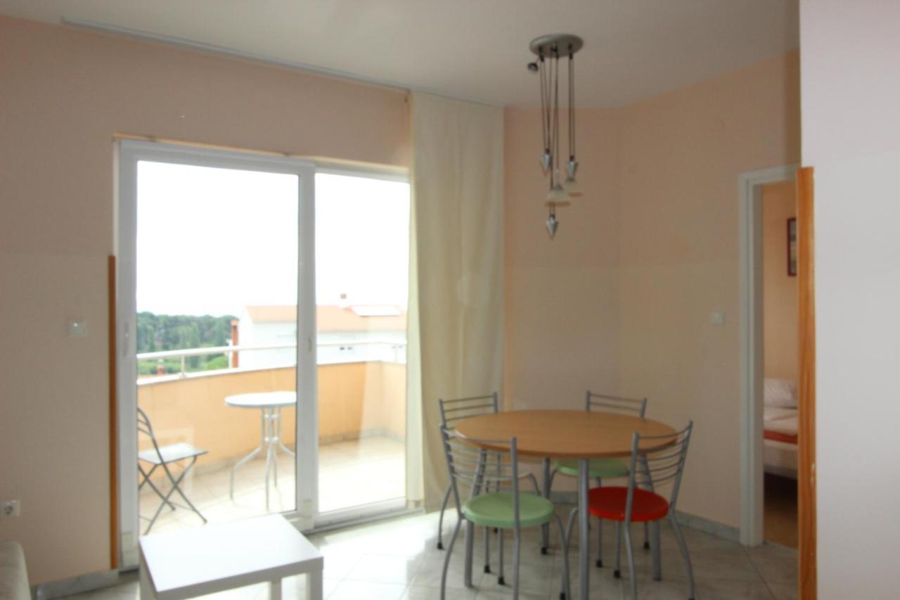 Apartments Miriam เปรมันตูรา ภายนอก รูปภาพ