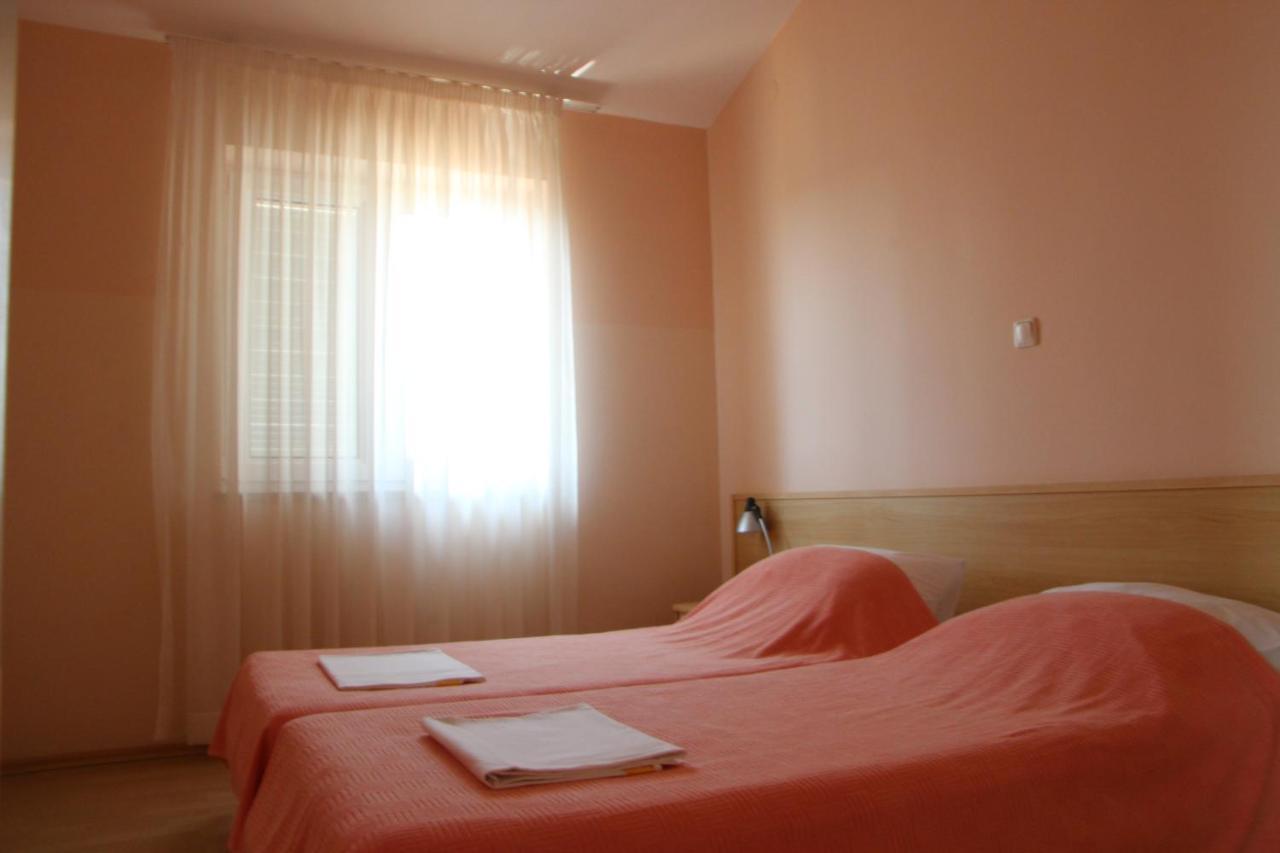 Apartments Miriam เปรมันตูรา ภายนอก รูปภาพ