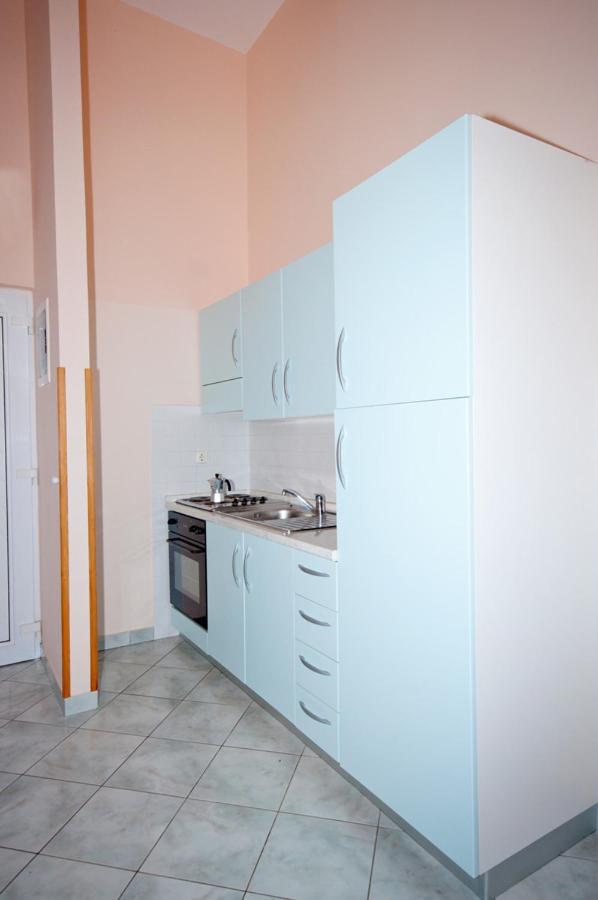 Apartments Miriam เปรมันตูรา ภายนอก รูปภาพ